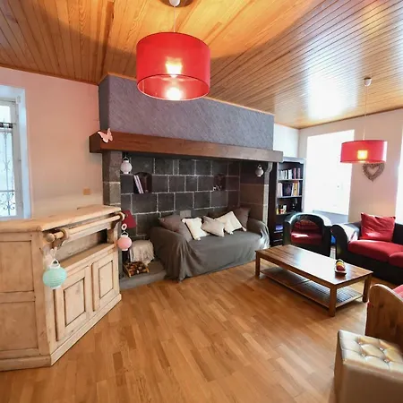 Holiday home Les Anges D'allanche *